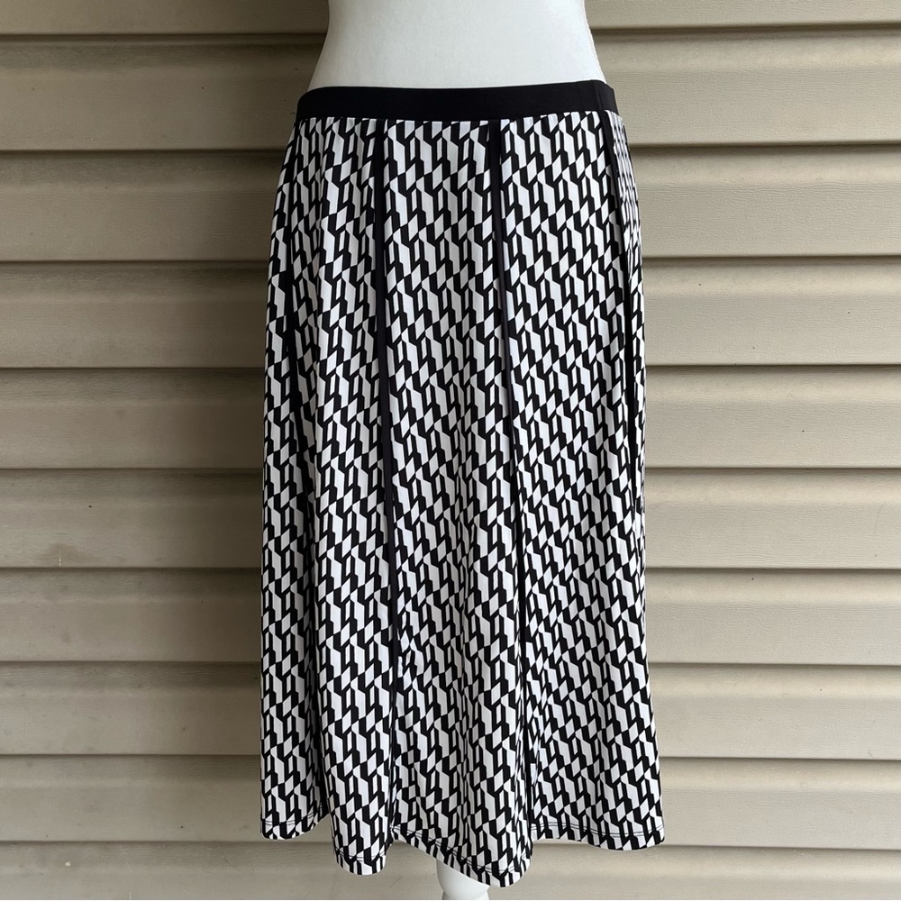 •NYCC New York Clothing Co.• A-Line Skirt - Size Large